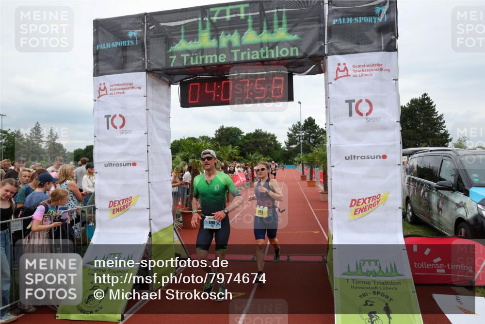 15.06.2025 - 7 Türme Triathlon Michael Strokosch http://msf.ph/oto/7974674 15.06.2025 14:07:57 Ziel 490, 565, 624, 853, 933 meine-sportfotos.de
