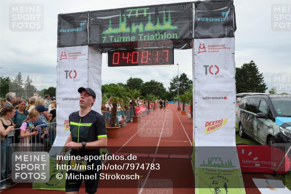 15.06.2025 - 7 Türme Triathlon Michael Strokosch http://msf.ph/oto/7974783 15.06.2025 14:08:16 Ziel 899 meine-sportfotos.de