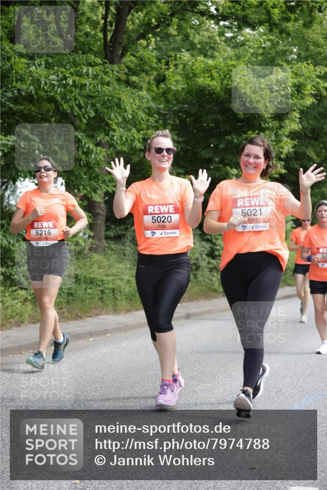 15.06.2025 - REWE Women's Run Jannik Wohlers http://msf.ph/oto/7974788 15.06.2025 10:09:38 Laufen 5216, 5020, 5021, 55 meine-sportfotos.de