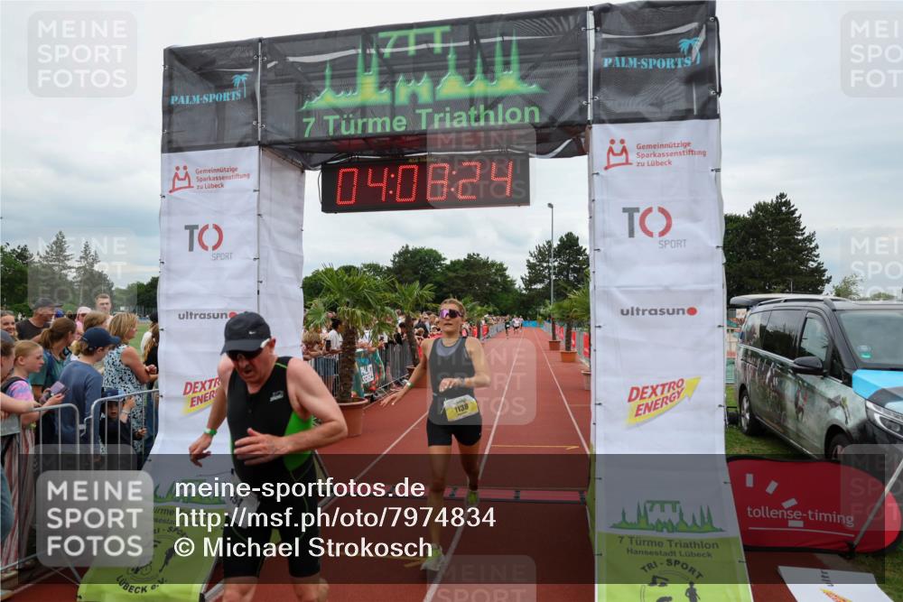 15.06.2025 - 7 Türme Triathlon Michael Strokosch http://msf.ph/oto/7974834 15.06.2025 14:08:24 Ziel 194, 1127, 1138 meine-sportfotos.de
