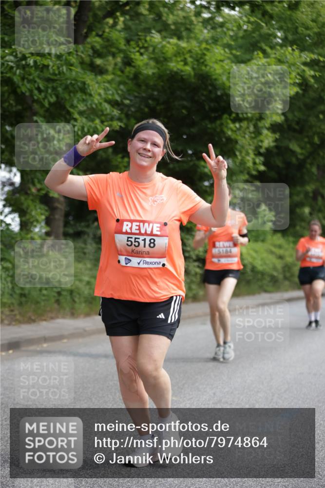 15.06.2025 - REWE Women's Run Jannik Wohlers http://msf.ph/oto/7974864 15.06.2025 10:09:40 Laufen 5518, 15184 meine-sportfotos.de