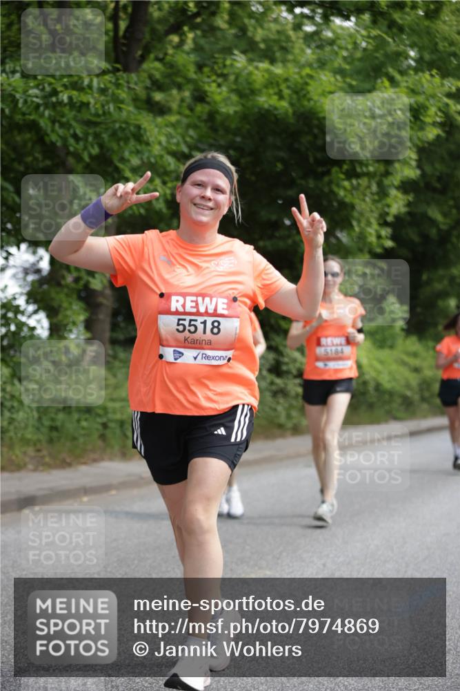 15.06.2025 - REWE Women's Run Jannik Wohlers http://msf.ph/oto/7974869 15.06.2025 10:09:40 Laufen 5518, 15184 meine-sportfotos.de