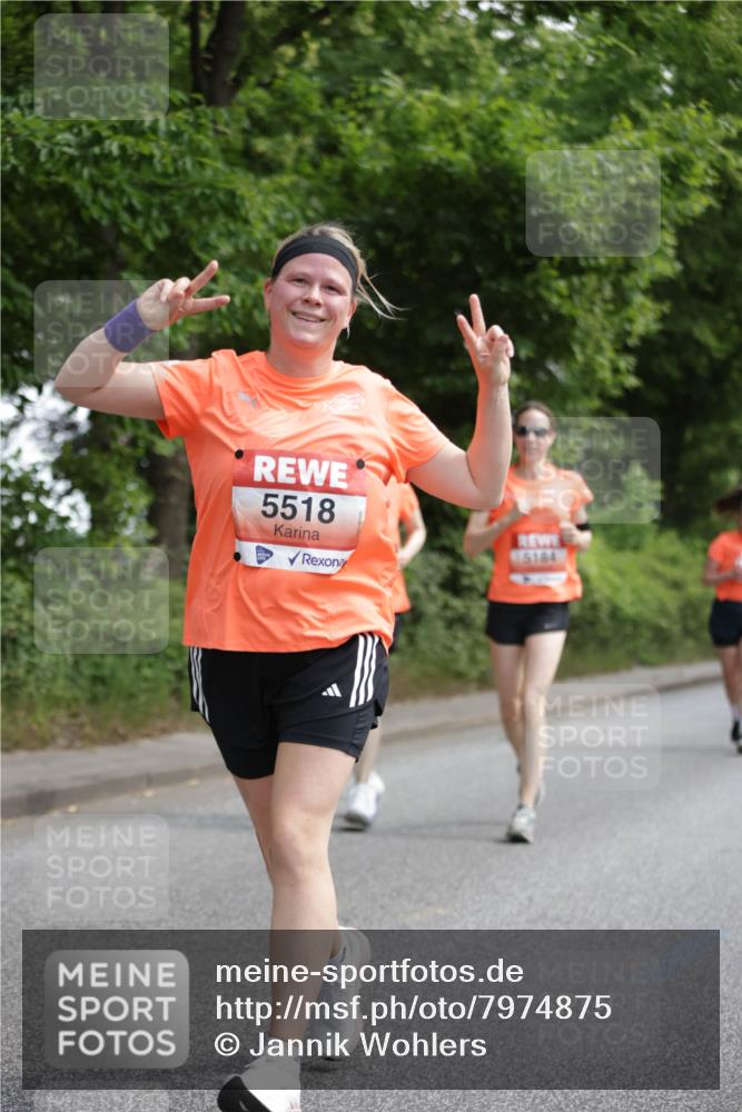 15.06.2025 - REWE Women's Run Jannik Wohlers http://msf.ph/oto/7974875 15.06.2025 10:09:41 Laufen 5518, 5184 meine-sportfotos.de