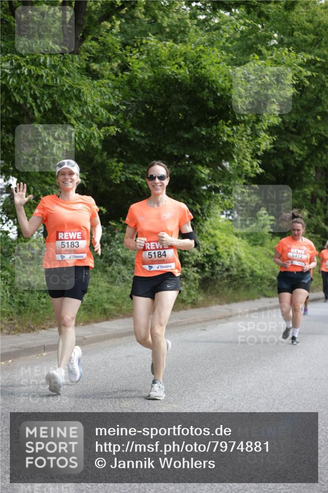 15.06.2025 - REWE Women's Run Jannik Wohlers http://msf.ph/oto/7974881 15.06.2025 10:09:41 Laufen 5183, 5184, 5472 meine-sportfotos.de