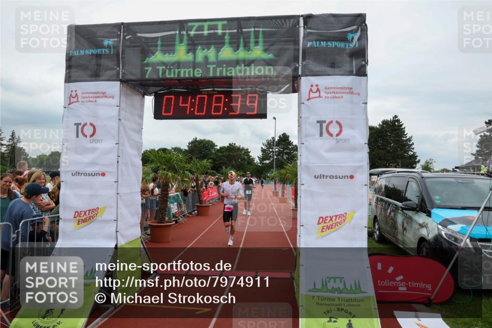 15.06.2025 - 7 Türme Triathlon Michael Strokosch http://msf.ph/oto/7974911 15.06.2025 14:08:39 Ziel 325, 375, 541, 895, 1147 meine-sportfotos.de