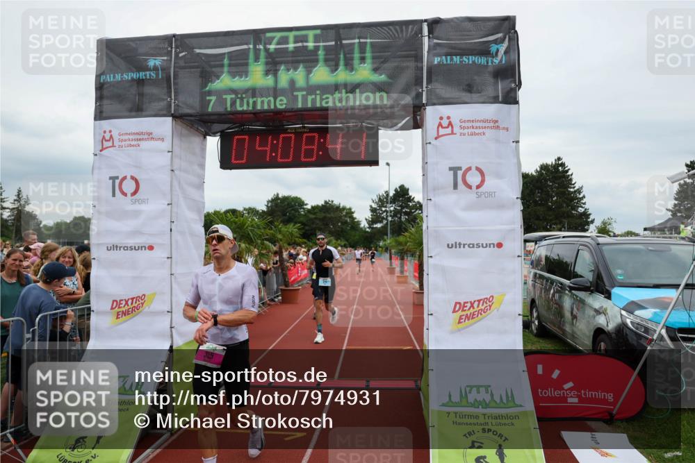 15.06.2025 - 7 Türme Triathlon Michael Strokosch http://msf.ph/oto/7974931 15.06.2025 14:08:41 Ziel 325, 375, 541, 895 meine-sportfotos.de