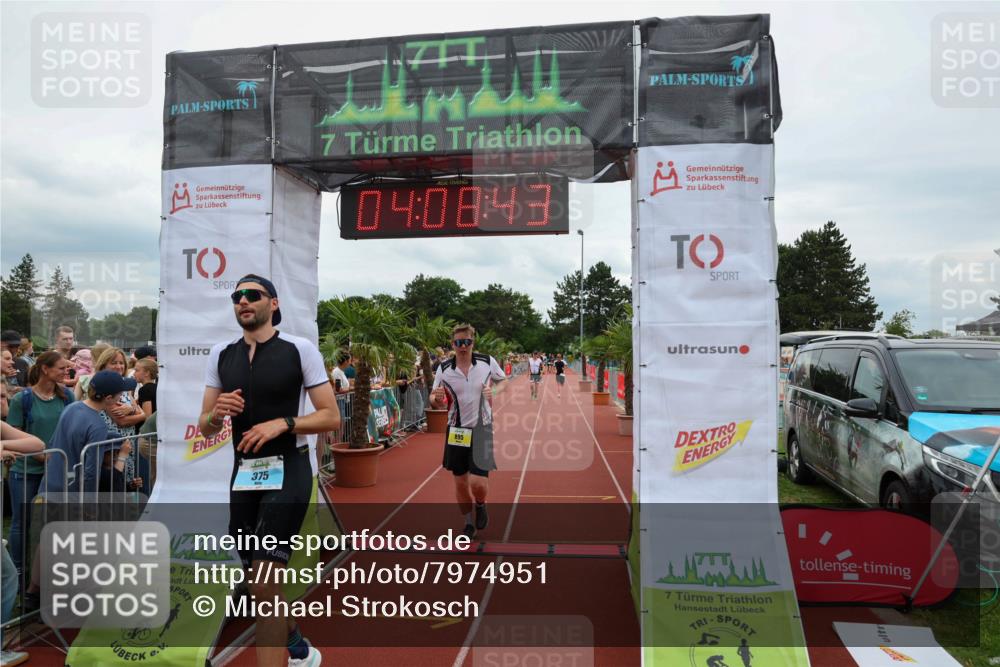 15.06.2025 - 7 Türme Triathlon Michael Strokosch http://msf.ph/oto/7974951 15.06.2025 14:08:42 Ziel 325, 375, 895 meine-sportfotos.de