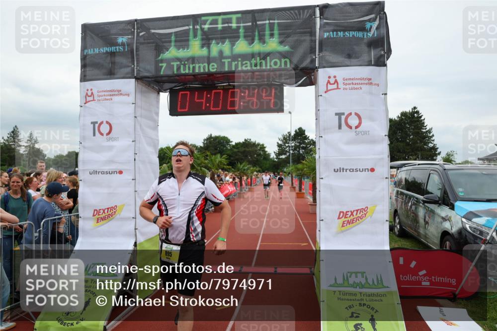 15.06.2025 - 7 Türme Triathlon Michael Strokosch http://msf.ph/oto/7974971 15.06.2025 14:08:43 Ziel 325, 375, 627, 889, 895 meine-sportfotos.de