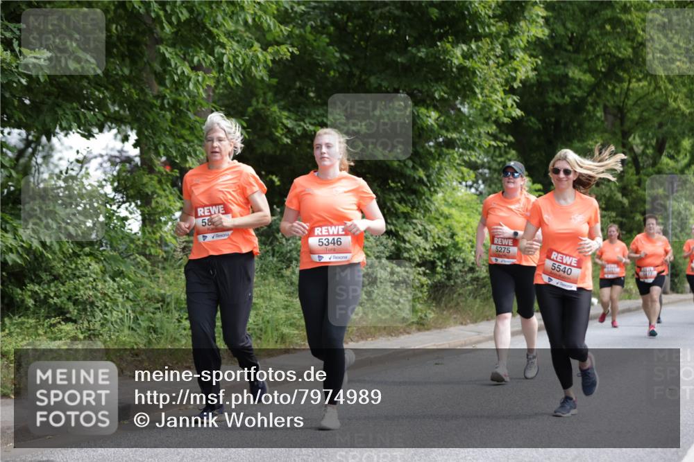 15.06.2025 - REWE Women's Run Jannik Wohlers http://msf.ph/oto/7974989 15.06.2025 10:09:50 Laufen 58, 5346, 5275, 5540 meine-sportfotos.de