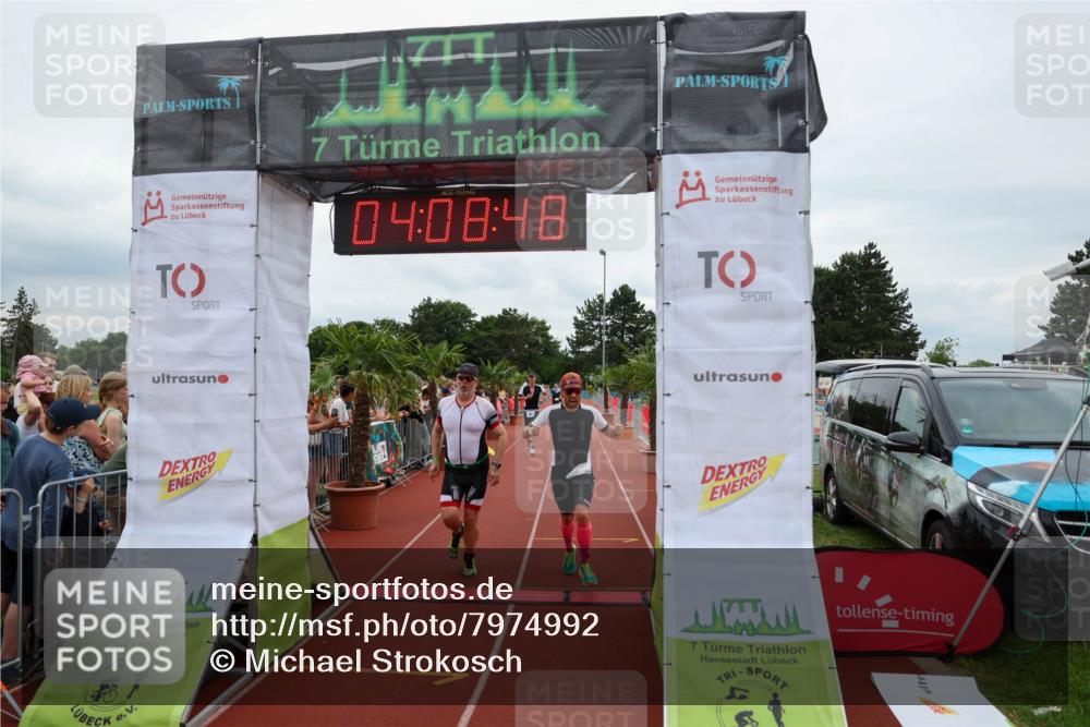 15.06.2025 - 7 Türme Triathlon Michael Strokosch http://msf.ph/oto/7974992 15.06.2025 14:08:48 Ziel 375, 583, 627, 889, 895 meine-sportfotos.de