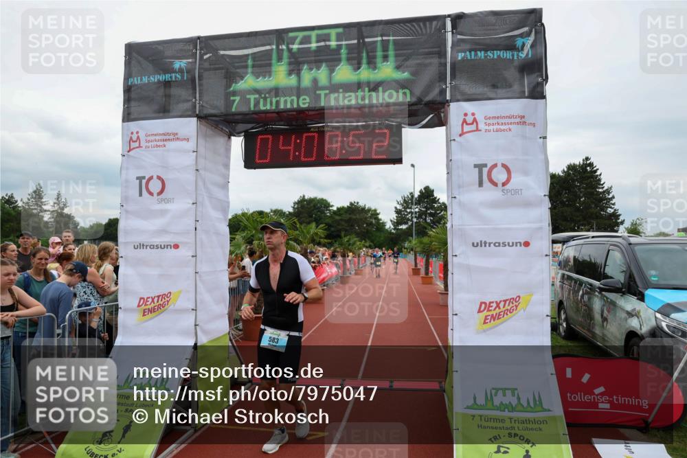 15.06.2025 - 7 Türme Triathlon Michael Strokosch http://msf.ph/oto/7975047 15.06.2025 14:08:52 Ziel 583, 627, 889 meine-sportfotos.de