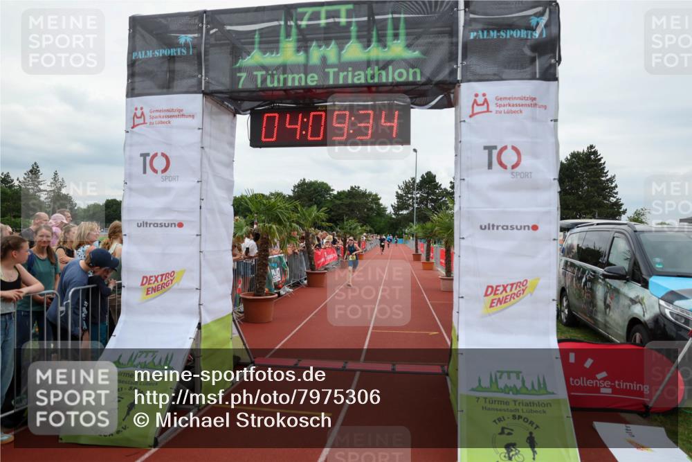 15.06.2025 - 7 Türme Triathlon Michael Strokosch http://msf.ph/oto/7975306 15.06.2025 14:09:34 Ziel 797, 854 meine-sportfotos.de