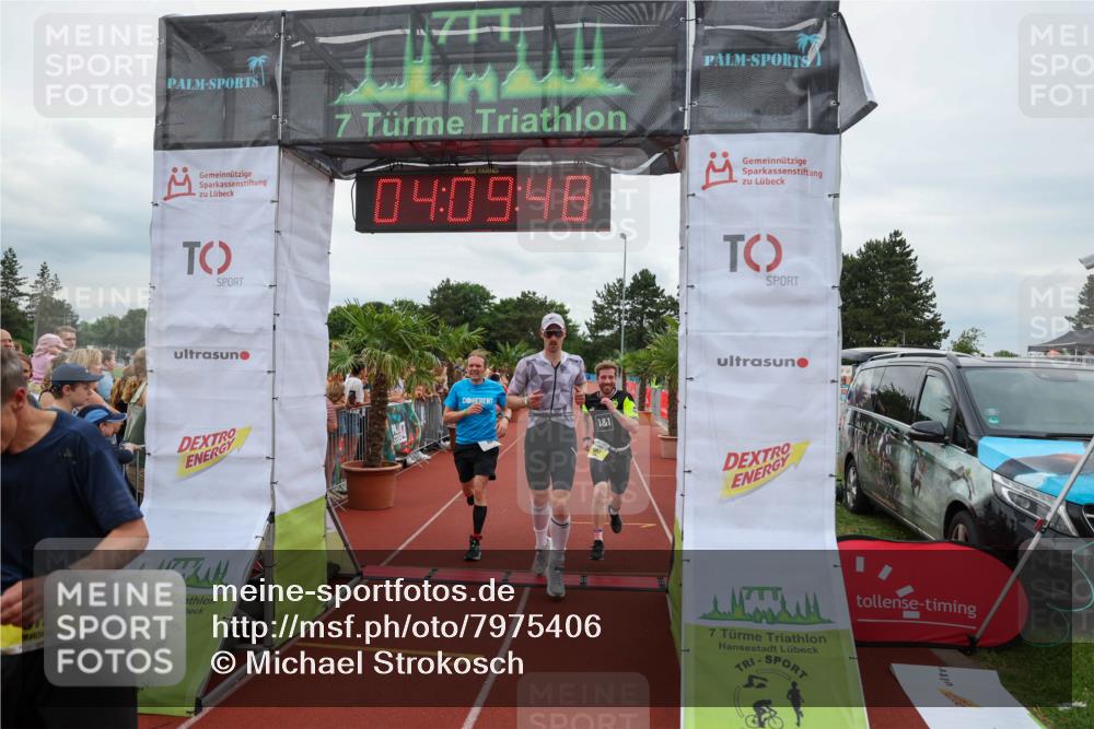 15.06.2025 - 7 Türme Triathlon Michael Strokosch http://msf.ph/oto/7975406 15.06.2025 14:09:47 Ziel 199, 459, 787, 972, 1007, 1082 meine-sportfotos.de