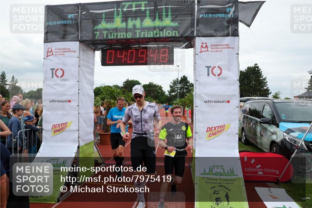 15.06.2025 - 7 Türme Triathlon Michael Strokosch http://msf.ph/oto/7975419 15.06.2025 14:09:48 Ziel 199, 459, 787, 972, 1007, 1082 meine-sportfotos.de