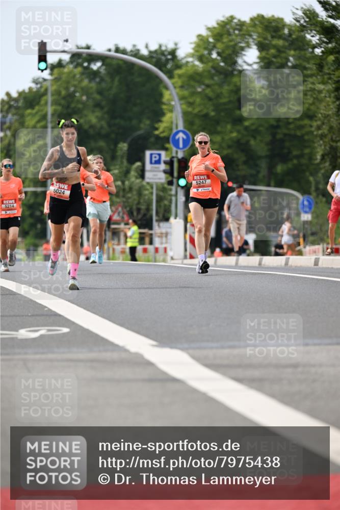 15.06.2025 - REWE Women's Run Dr. Thomas Lammeyer http://msf.ph/oto/7975438 15.06.2025 10:40:49 Laufen 5024 meine-sportfotos.de