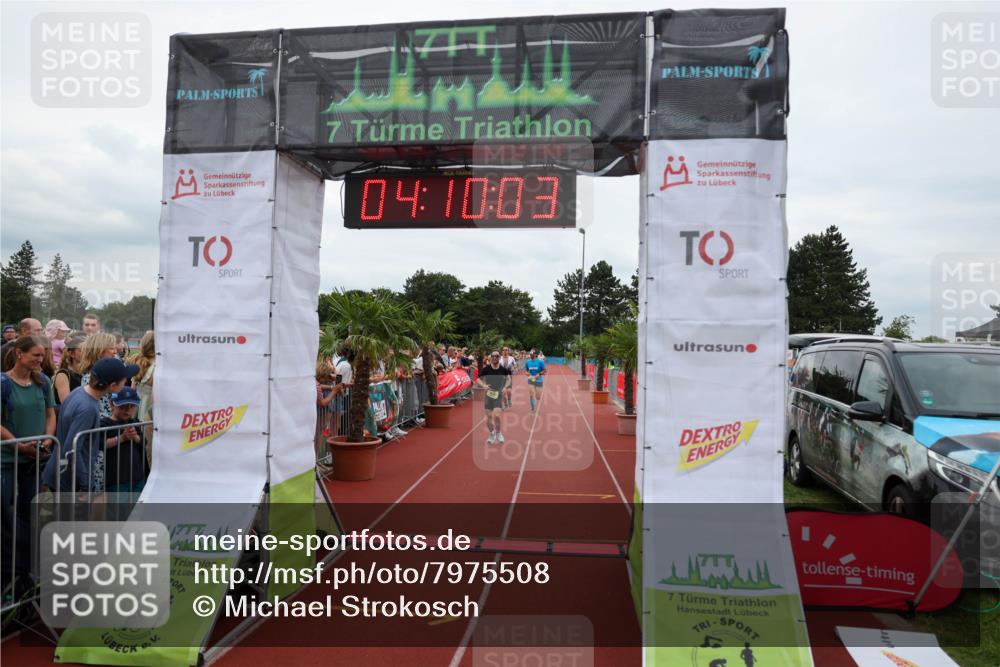 15.06.2025 - 7 Türme Triathlon Michael Strokosch http://msf.ph/oto/7975508 15.06.2025 14:10:03 Ziel 392, 921, 1059 meine-sportfotos.de
