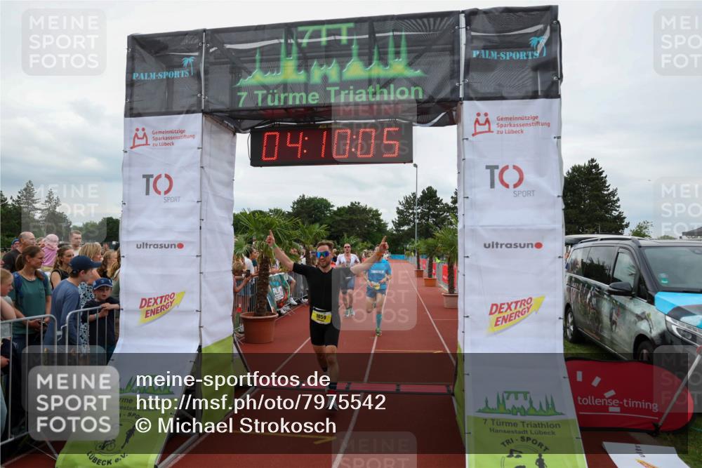 15.06.2025 - 7 Türme Triathlon Michael Strokosch http://msf.ph/oto/7975542 15.06.2025 14:10:05 Ziel 392, 921, 1059 meine-sportfotos.de