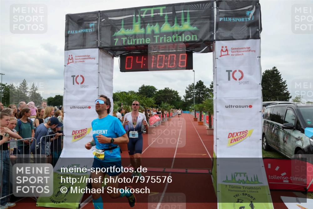 15.06.2025 - 7 Türme Triathlon Michael Strokosch http://msf.ph/oto/7975576 15.06.2025 14:10:07 Ziel 392, 921, 1059 meine-sportfotos.de