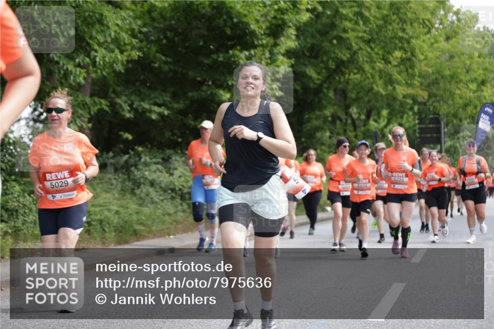 15.06.2025 - REWE Women's Run Jannik Wohlers http://msf.ph/oto/7975636 15.06.2025 10:10:20 Laufen 5029, 5, 5223 meine-sportfotos.de