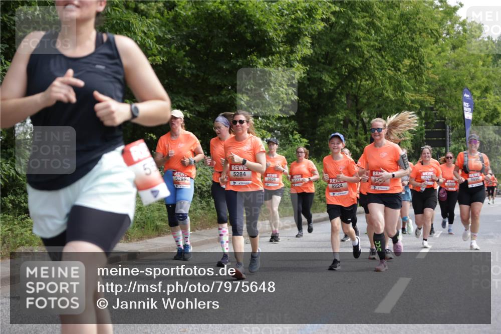 15.06.2025 - REWE Women's Run Jannik Wohlers http://msf.ph/oto/7975648 15.06.2025 10:10:21 Laufen 5, 5285, 5284, 5636, 5517, 5224, 502, 5690, 5103 meine-sportfotos.de