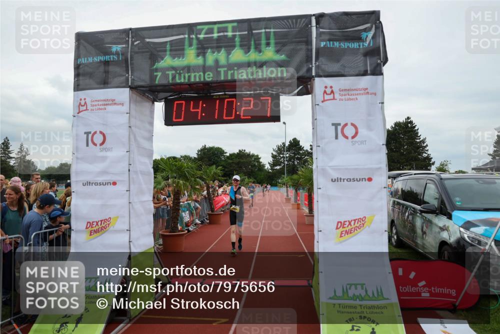 15.06.2025 - 7 Türme Triathlon Michael Strokosch http://msf.ph/oto/7975656 15.06.2025 14:10:27 Ziel 1154 meine-sportfotos.de