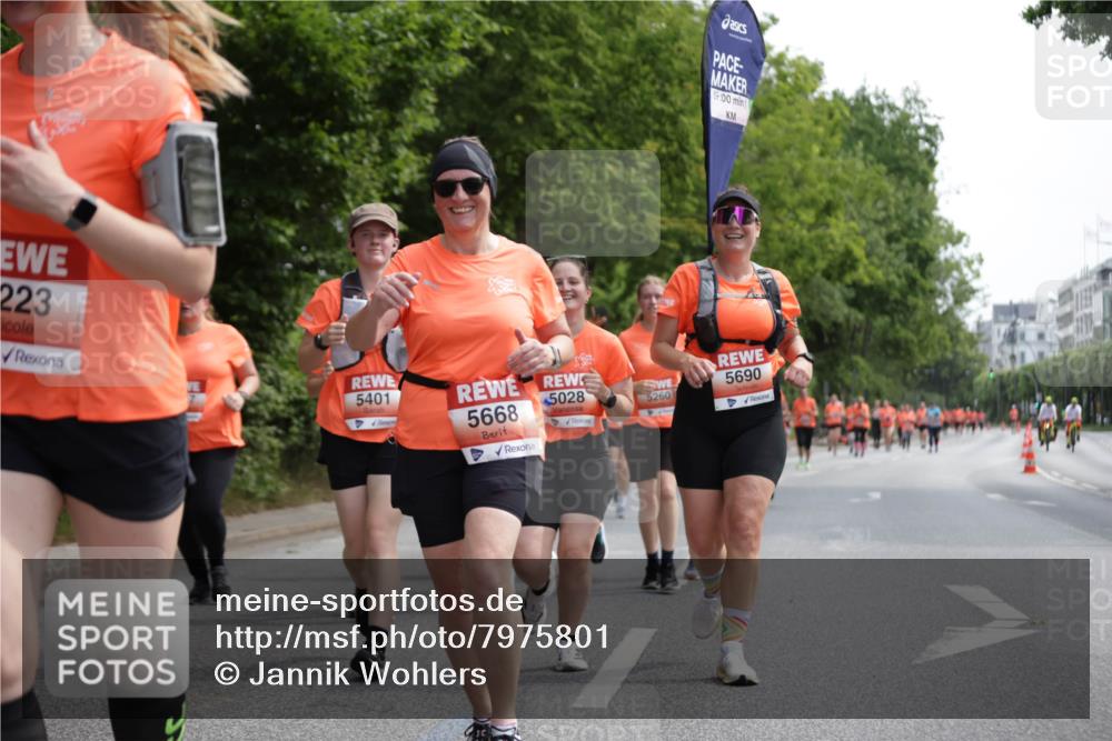 15.06.2025 - REWE Women's Run Jannik Wohlers http://msf.ph/oto/7975801 15.06.2025 10:10:24 Laufen 223, 5401, 5668, 5028, 5260, 07, 00, 5690 meine-sportfotos.de