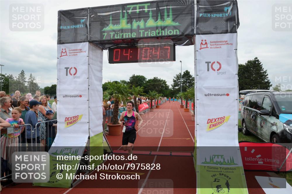 15.06.2025 - 7 Türme Triathlon Michael Strokosch http://msf.ph/oto/7975828 15.06.2025 14:10:47 Ziel 195, 826, 1157 meine-sportfotos.de