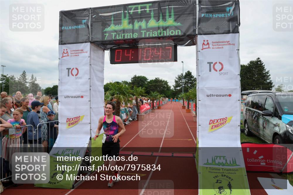 15.06.2025 - 7 Türme Triathlon Michael Strokosch http://msf.ph/oto/7975834 15.06.2025 14:10:47 Ziel 195, 826, 1157 meine-sportfotos.de