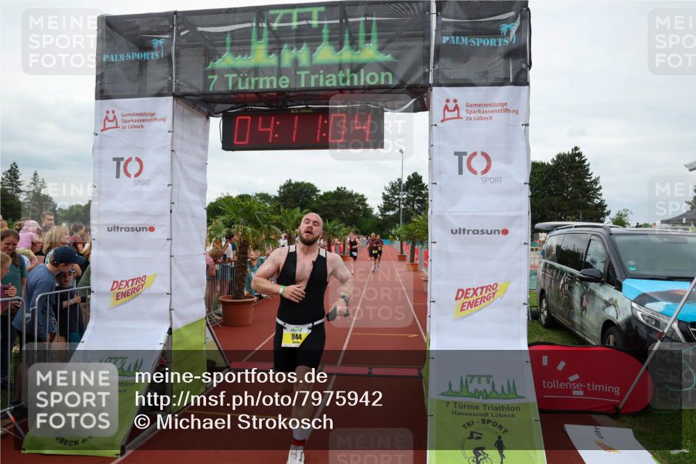 15.06.2025 - 7 Türme Triathlon Michael Strokosch http://msf.ph/oto/7975942 15.06.2025 14:11:03 Ziel 363, 640, 944, 1121 meine-sportfotos.de