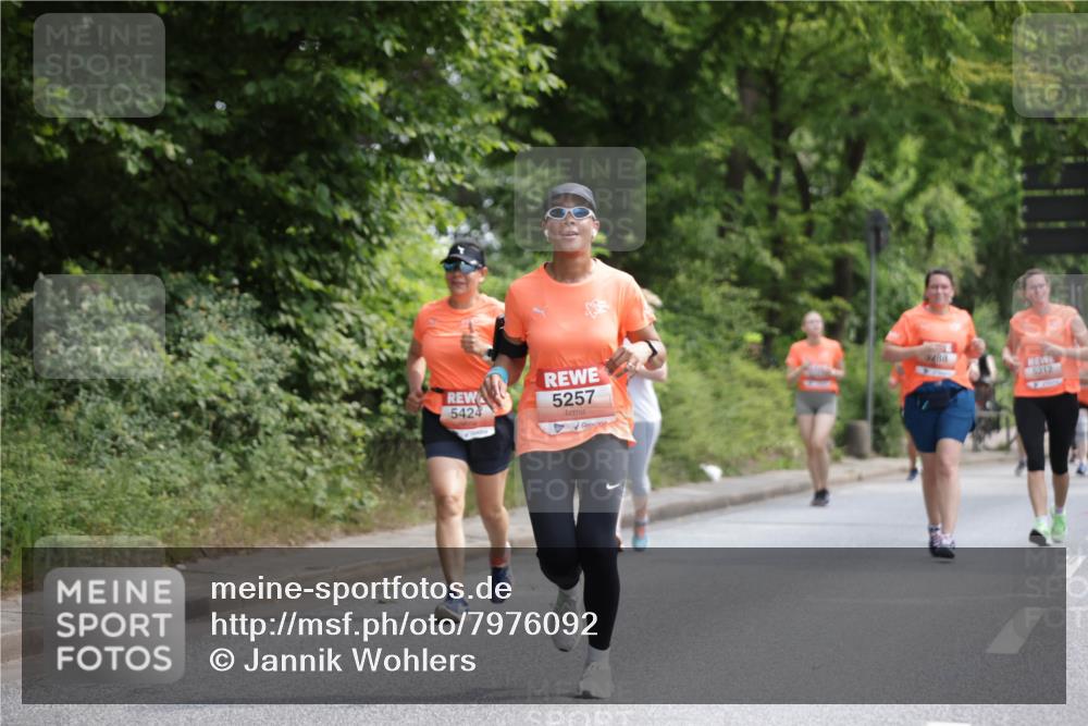 15.06.2025 - REWE Women's Run Jannik Wohlers http://msf.ph/oto/7976092 15.06.2025 10:10:34 Laufen 5424, 5257, 9488, 6212 meine-sportfotos.de