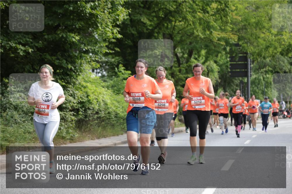 15.06.2025 - REWE Women's Run Jannik Wohlers http://msf.ph/oto/7976152 15.06.2025 10:10:38 Laufen 5080, 5288, 5298, 5212 meine-sportfotos.de