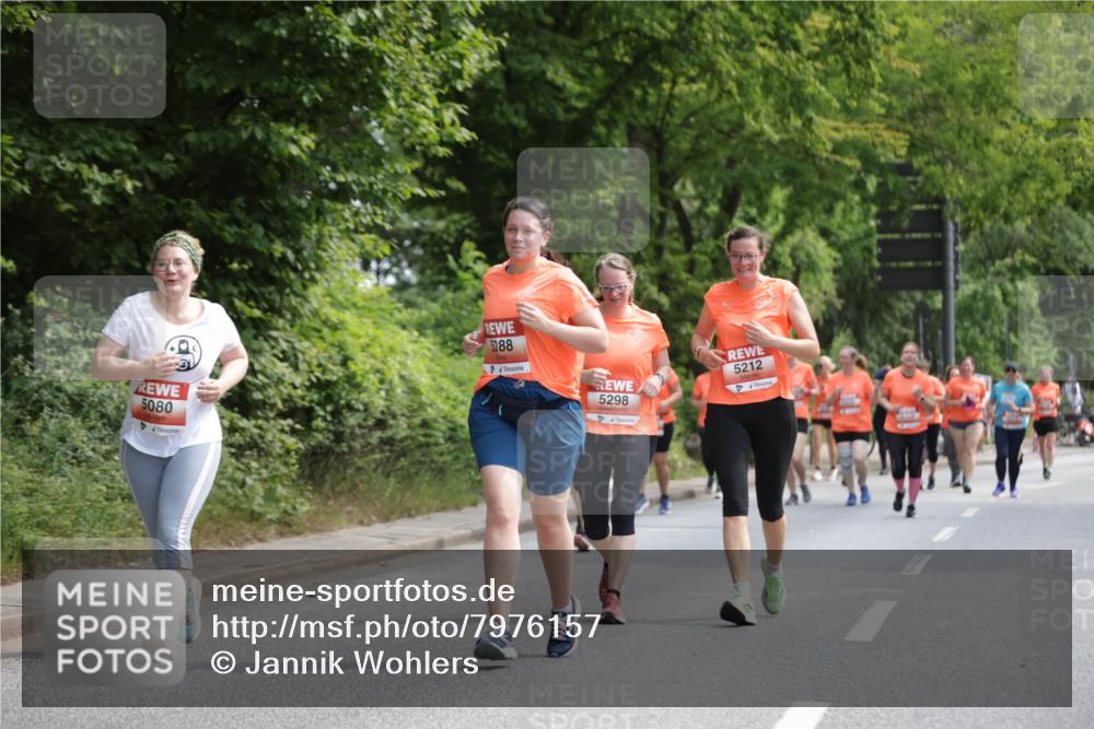 15.06.2025 - REWE Women's Run Jannik Wohlers http://msf.ph/oto/7976157 15.06.2025 10:10:38 Laufen 5080, 5288, 5298, 5212 meine-sportfotos.de