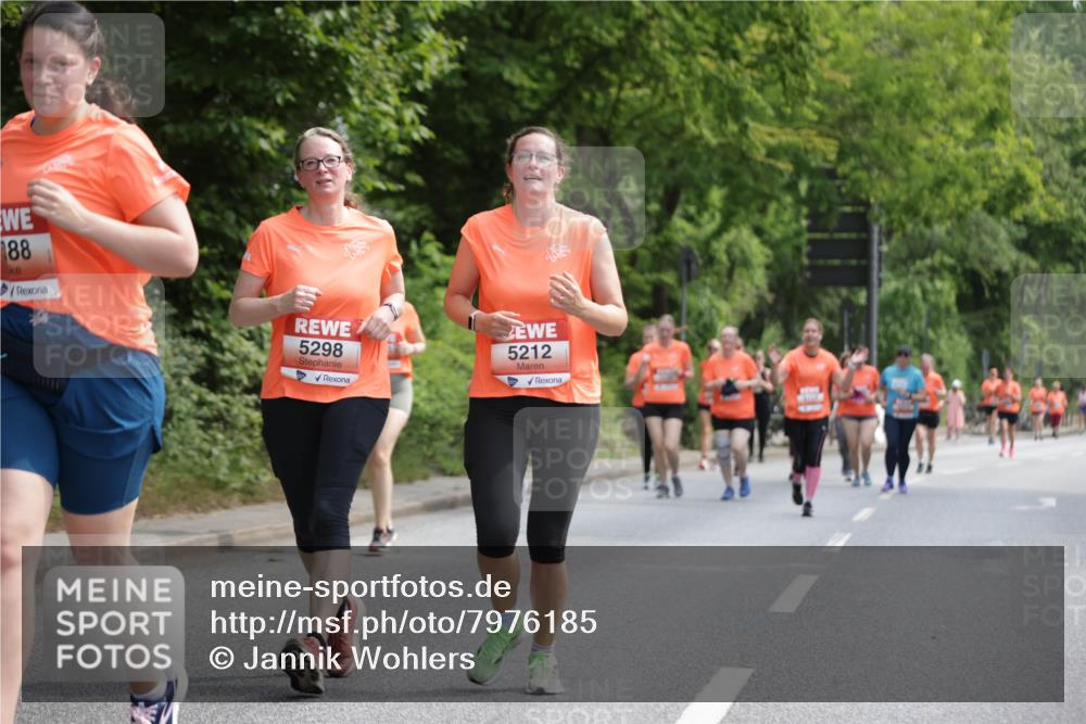 15.06.2025 - REWE Women's Run Jannik Wohlers http://msf.ph/oto/7976185 15.06.2025 10:10:40 Laufen 88, 5298, 5212 meine-sportfotos.de