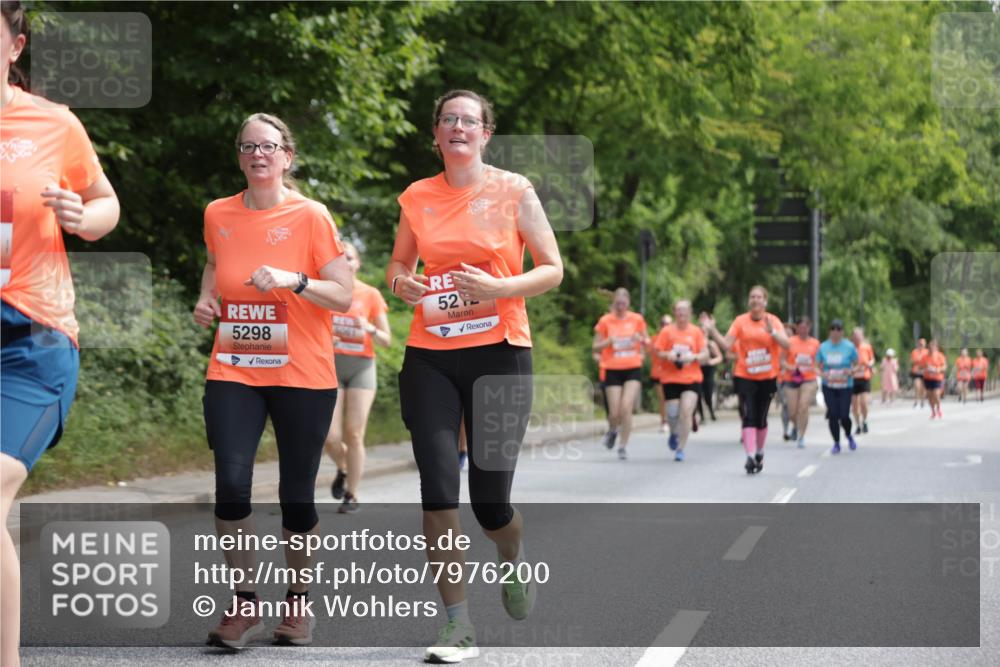 15.06.2025 - REWE Women's Run Jannik Wohlers http://msf.ph/oto/7976200 15.06.2025 10:10:41 Laufen 5298, 52 meine-sportfotos.de