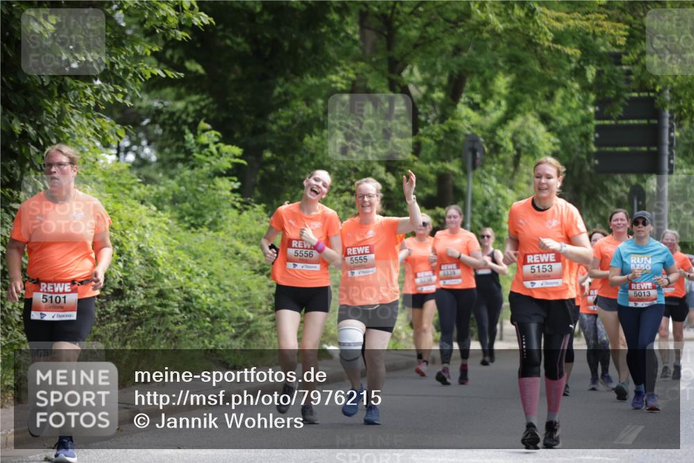 15.06.2025 - REWE Women's Run Jannik Wohlers http://msf.ph/oto/7976215 15.06.2025 10:10:44 Laufen 5101, 5556, 5555, 5339, 5153, 5013 meine-sportfotos.de