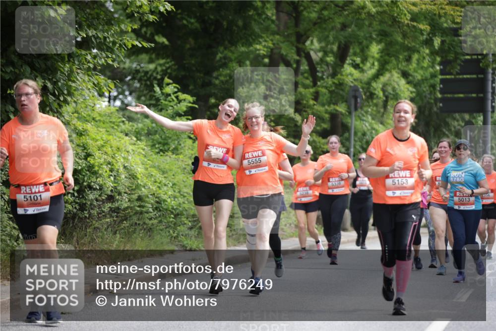 15.06.2025 - REWE Women's Run Jannik Wohlers http://msf.ph/oto/7976249 15.06.2025 10:10:44 Laufen 5101, 5555, 5339, 5153, 5, 5238, 356, 5013 meine-sportfotos.de