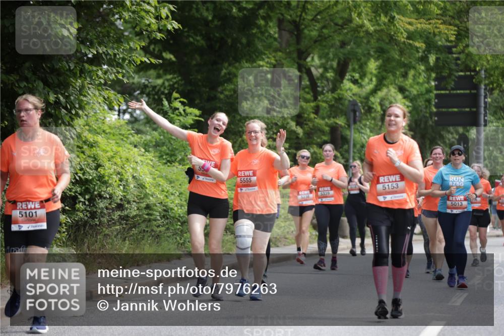 15.06.2025 - REWE Women's Run Jannik Wohlers http://msf.ph/oto/7976263 15.06.2025 10:10:44 Laufen 5101, 5, 5555, 14, 5238, 5339, 5153, 5013 meine-sportfotos.de