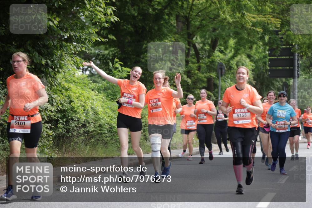 15.06.2025 - REWE Women's Run Jannik Wohlers http://msf.ph/oto/7976273 15.06.2025 10:10:45 Laufen 5101, 9115, 5555, 5339, 5238, 5153, 5013 meine-sportfotos.de