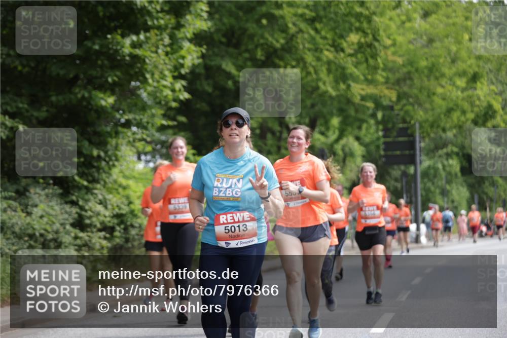 15.06.2025 - REWE Women's Run Jannik Wohlers http://msf.ph/oto/7976366 15.06.2025 10:10:50 Laufen 5339, 5013, 5356 meine-sportfotos.de