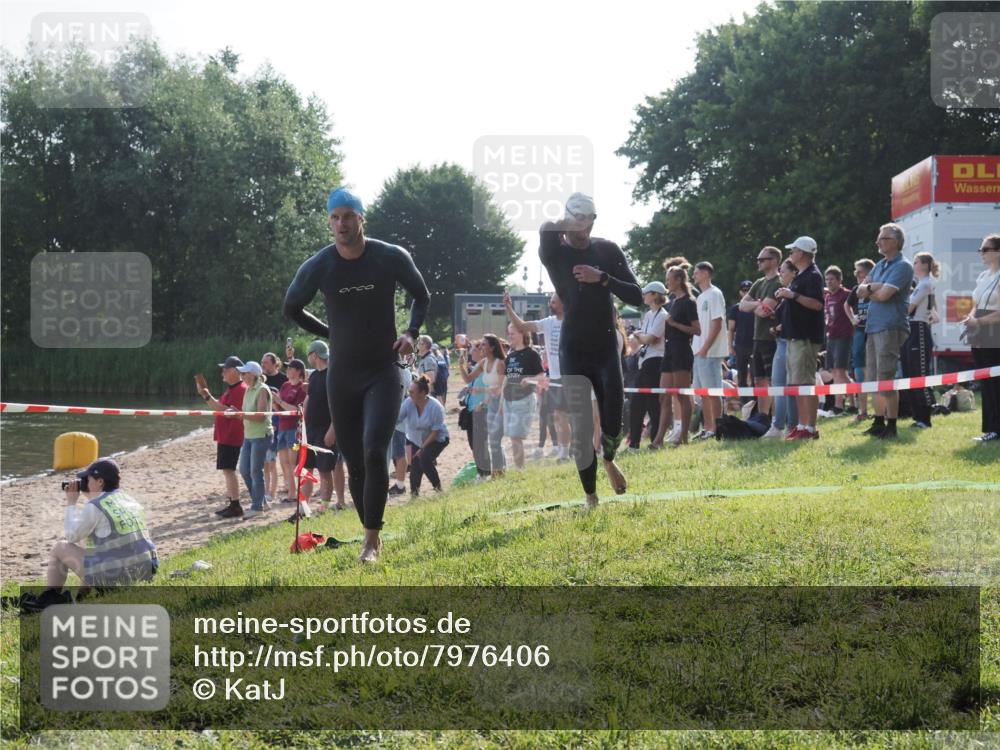 15.06.2025 - 27. Vierlanden-Triathlon KatJ http://msf.ph/oto/7976406 15.06.2025 08:33:10 Schwimmen 15, 36, 185, 234 meine-sportfotos.de