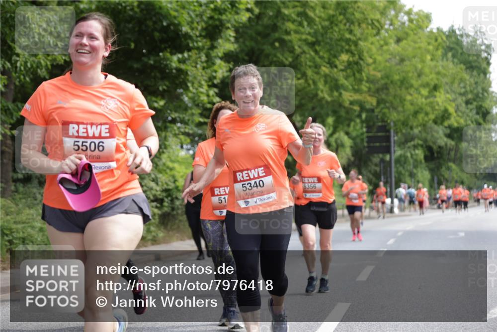 15.06.2025 - REWE Women's Run Jannik Wohlers http://msf.ph/oto/7976418 15.06.2025 10:10:53 Laufen 5506, 5340, 51, 5356 meine-sportfotos.de