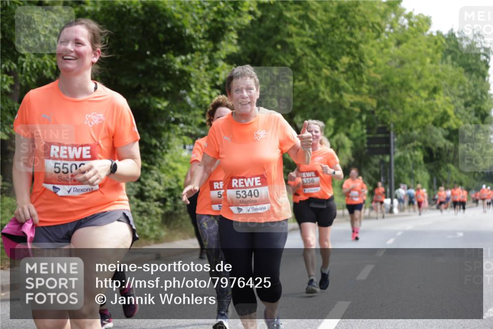 15.06.2025 - REWE Women's Run Jannik Wohlers http://msf.ph/oto/7976425 15.06.2025 10:10:53 Laufen 550, 5, 5340, 5356 meine-sportfotos.de