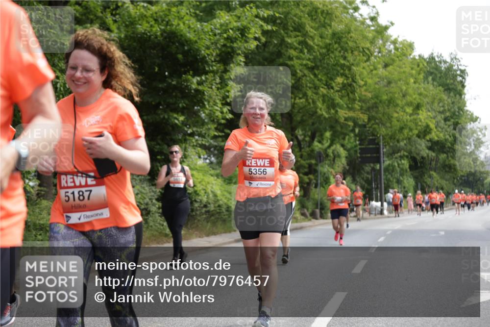 15.06.2025 - REWE Women's Run Jannik Wohlers http://msf.ph/oto/7976457 15.06.2025 10:10:55 Laufen 5187, 5614, 5356 meine-sportfotos.de