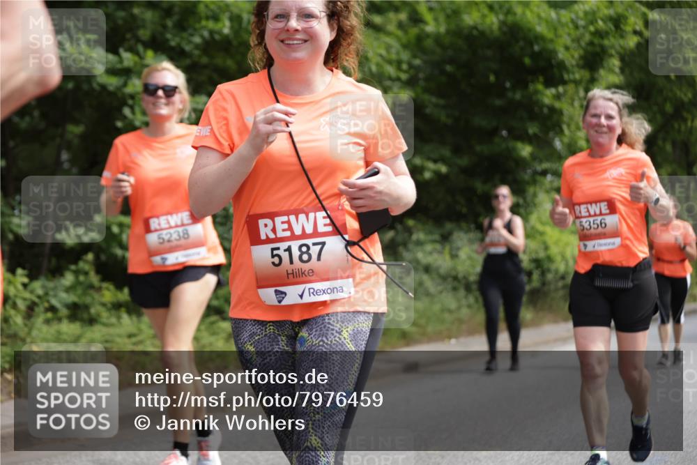 15.06.2025 - REWE Women's Run Jannik Wohlers http://msf.ph/oto/7976459 15.06.2025 10:10:55 Laufen 5238, 5187, 5356 meine-sportfotos.de