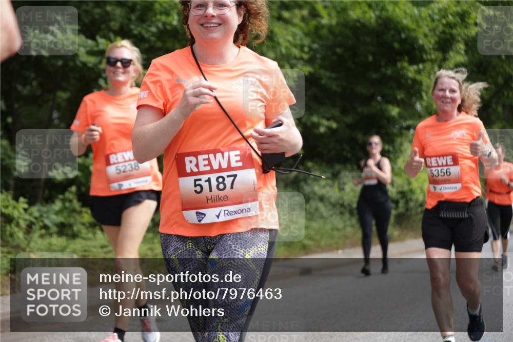 15.06.2025 - REWE Women's Run Jannik Wohlers http://msf.ph/oto/7976463 15.06.2025 10:10:56 Laufen 5238, 5187, 5356 meine-sportfotos.de