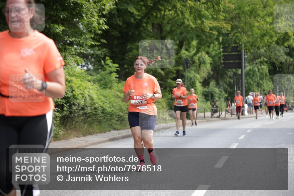 15.06.2025 - REWE Women's Run Jannik Wohlers http://msf.ph/oto/7976518 15.06.2025 10:10:59 Laufen 5070 meine-sportfotos.de