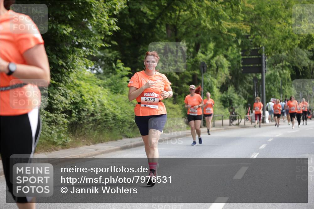 15.06.2025 - REWE Women's Run Jannik Wohlers http://msf.ph/oto/7976531 15.06.2025 10:10:59 Laufen 5070 meine-sportfotos.de
