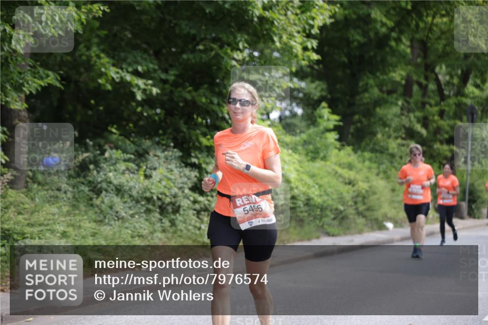 15.06.2025 - REWE Women's Run Jannik Wohlers http://msf.ph/oto/7976574 15.06.2025 10:11:30 Laufen 5496 meine-sportfotos.de