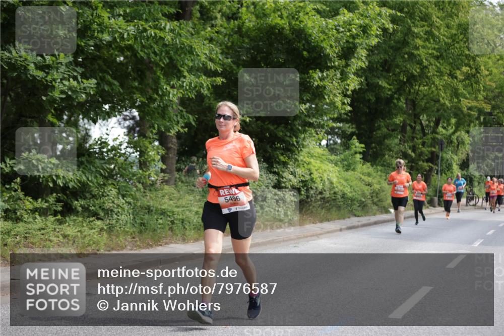 15.06.2025 - REWE Women's Run Jannik Wohlers http://msf.ph/oto/7976587 15.06.2025 10:11:31 Laufen 5496 meine-sportfotos.de
