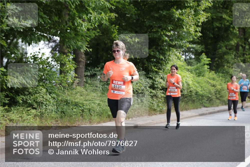 15.06.2025 - REWE Women's Run Jannik Wohlers http://msf.ph/oto/7976627 15.06.2025 10:11:37 Laufen 5131, 5174 meine-sportfotos.de